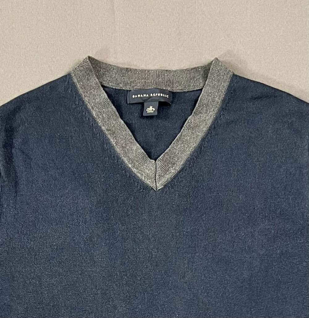 Banana Republic V-Neck Sweater Size M Blue Silk Cashmere Blend